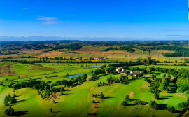 
                                                                                        Vente
                                                                                         GERS CHATEAU XVIIIème 70 HA LAC 19 HA