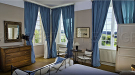 
                                                                                        Vente
                                                                                         GERS CHATEAU XVIIIème 70 HA LAC 19 HA