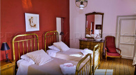 
                                                                                        Vente
                                                                                         GERS CHATEAU XVIIIème 70 HA LAC 19 HA