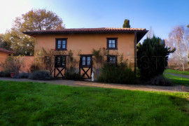 
                                                                                        Vente
                                                                                         GERS PROPRIETE 30 HA BELLE NATURE