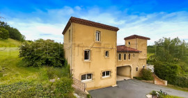 
                                                                                        Vente
                                                                                         GERS PROPRIETE PRESTIGIEUSE 35 HA LAC