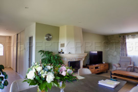 Vente
GERS VILLA CONTEMPORAINE 1,7 HA VUE DOMINANTE