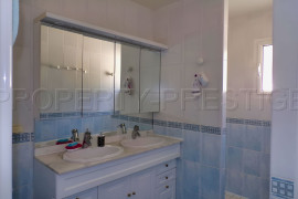 
                                                                                        Vente
                                                                                         GERS VILLA CONTEMPORAINE 1,7 HA VUE DOMINANTE