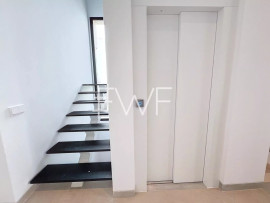 
                                                                                        Vente
                                                                                         Golden Mile : Villa de luxe avec vue mer emplacement premium.