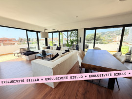 Vente
Golfe-Juan - 5min à pied du port, des restaurants et de la gare - Toit Terrasse 3 pièce(s) 89m2 en duplex - Vue Panoramique