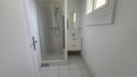 
                                                                                        Vente
                                                                                         Grand 2 pièces - Paris 15ème
