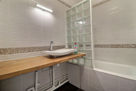 
                                                                                        Vente
                                                                                         Grand 3 pièces- Hyper centre - Cachan -
