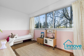 
                                                                                        Vente
                                                                                         Grand 5 pièces - calme absolu - parfait état