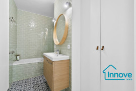 
                                                                                        Vente
                                                                                         Grand 5 pièces - calme absolu - parfait état