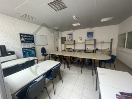 
                                                                                        Location
                                                                                         Grand bureau de 84 m2 situé dans le centre-ville de Saint-Quentin