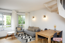 
                                                                                        Location
                                                                                         Grand duplex de 3 pièces à Neuilly-sur-Seine