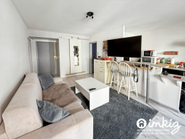 
                                                                                        Vente
                                                                                         Grand studio 30m2 - Agréable à deux pas du tram
