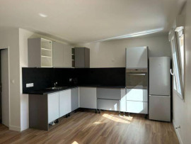 
                                                                                        Location
                                                                                         Grand Studio 35m² + Jardin et Terrasse 70m²