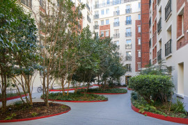
                                                                                        Vente
                                                                                         Grand studio avec terrasse