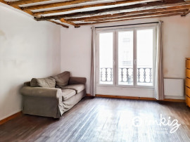 
                                                                                        Vente
                                                                                         Grand studio de 24 m² à 2 pas de la Porte St Denis