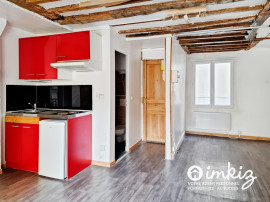 
                                                                                        Vente
                                                                                         Grand studio de 24 m² à 2 pas de la Porte St Denis