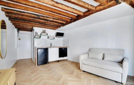 
                                                                                        Location
                                                                                         Grand studio meublé 20m² haut de gamme Bastille