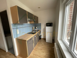 Location
Grand studio meublé proche centre ville