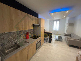 
                                                                                        Location
                                                                                         Grand Studio non meublé à deux pas du centre-ville de SAINT-QUENTIN