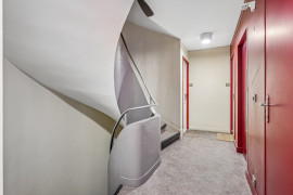 
                                                                                        Vente
                                                                                         GRAND STUDIO PARFAIT ETAT