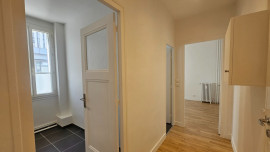 
                                                                                        Vente
                                                                                         Grand studio - Paris 15ème