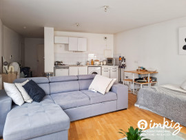 
                                                                                        Vente
                                                                                         Grand studio Paris 20ème