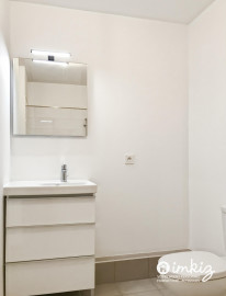 
                                                                                        Vente
                                                                                         Grand studio Paris 20ème