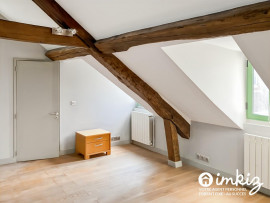 Vente
Grand studio sous les toits - Paris 3ème