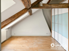 Vente
Grand studio sous les toits - Paris 3ème