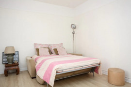 
                                                                                        Location
                                                                                         Grand T1 meublé Paris 16 - 34 m2