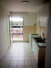 
                                                                                        Location
                                                                                         Grand T2 (52,5 m² habitables) à Caudéran