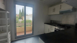 
                                                                                        Location
                                                                                         Grand T2 55m² avec 2 terrasses
