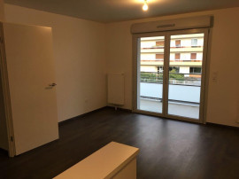 
                                                                                        Location
                                                                                         Grand T2 à Reims