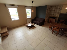 
                                                                                        Location
                                                                                         Grand T2 meublé parking balcon