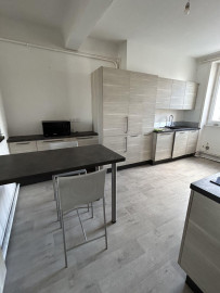 
                                                                                        Location
                                                                                         Grand T2 plein centre-ville