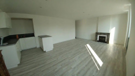 
                                                                                        Location
                                                                                         Grand T3 40m² près de la place Jacquard