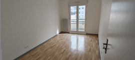 
                                                                                        Location
                                                                                         Grand T3 de 89 M2 lumineux à Nancy