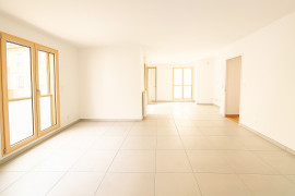 Vente
Grand T3 moderne de 72 m² dans le quartier Dumas de Loire, Lyon 09