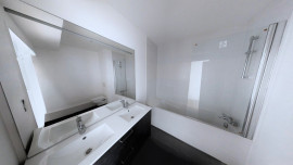 Vente
Grand T3bis de 95 m² avec terrasse – Vue Port