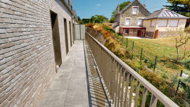 Vente
Grand T4 de 97 m² avec terrasse - Port