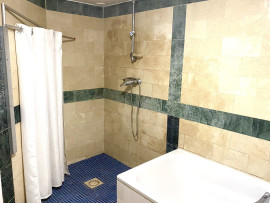 
                                                                                        Location
                                                                                         Grand T4 meublé avec terrasse – Bobigny