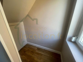 
                                                                                        Location
                                                                                         Grande maison de 90m2 situé en CENTRE-VILLE de Saint-Quentin