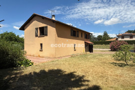 
                                                                                        Vente
                                                                                         Maison de 91m2 habitables, terrain de 1573m2