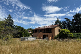 
                                                                                        Vente
                                                                                         Maison de 91m2 habitables, terrain de 1573m2