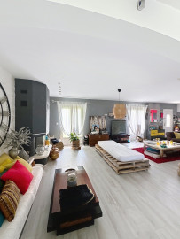
                                                                                        Vente
                                                                                         Grande maison familiale JOIGNY