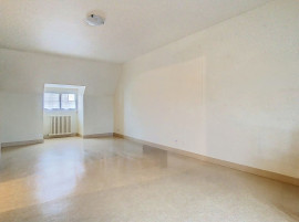
                                                                                        Vente
                                                                                         GRANDE MAISON FAMILIALE LUMINEUSE 6 CHAMBRES