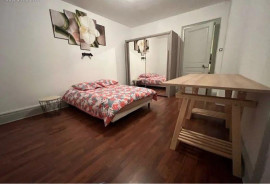 
                                                                                        Colocation
                                                                                         Grandes chambres dispos dans belle coloc 100m²