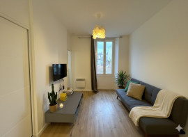 
                                                                                        Location
                                                                                         GREY COTTAGE