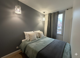 
                                                                                        Location
                                                                                         GREY COTTAGE