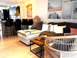 Vente
GRIMAUD - Duplex - 74m2 - 4 terrasses - Piscine - SPA - Garage